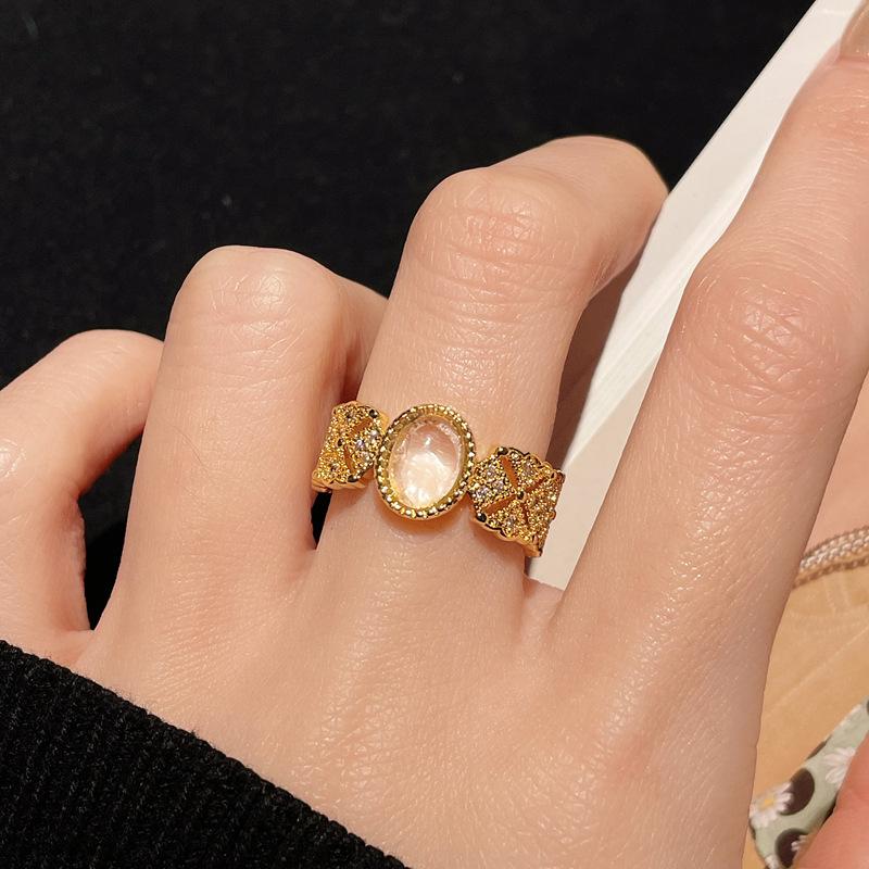 Medieval Retro Moonstone Imitation Opal Exquisite Open Ring Fashionable Zircon Light Luxury High-End Accessories