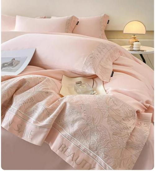 Premium Mother & Baby Four-Piece Set: Grade A Xinjiang Long-Staple Cotton Duvet Cover with High-End Embroidery