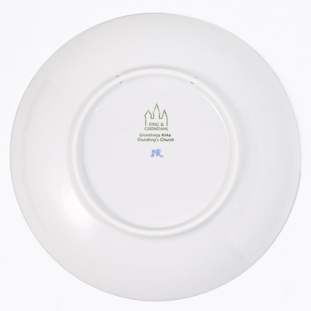 Bing & Groendahl Christmas Plate 2025 Edition [Parallel Import]
