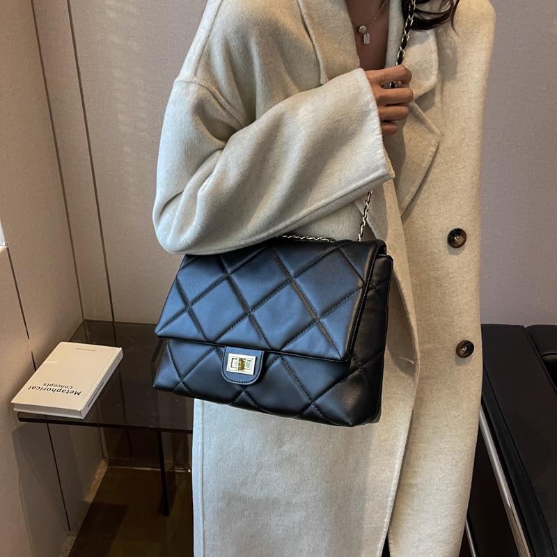 Xiaoxiangfeng Diamond Chain Bag Women's 2025 Spring New High-value Versatile Shoulder Messenger Bag Small Square Bag