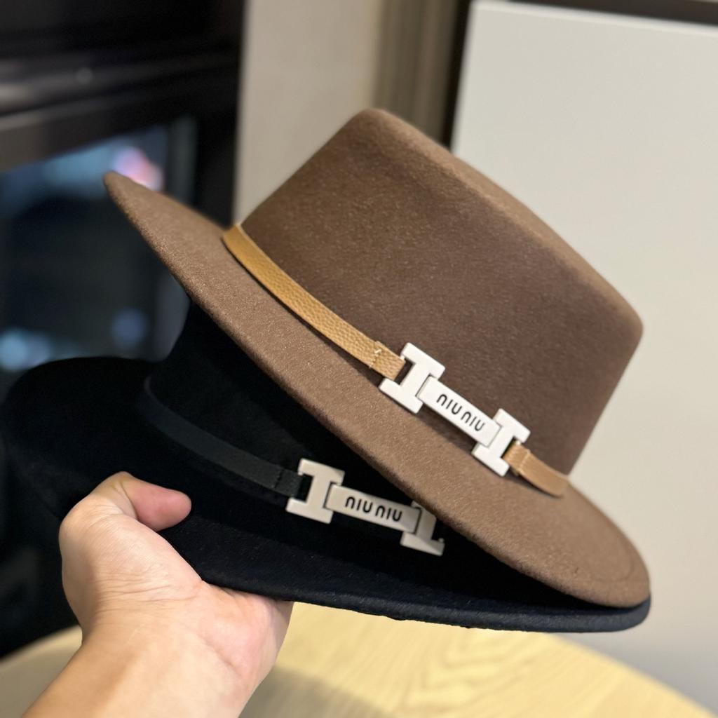 New Style Woolen Flat Top Hat Korean Style Autumn and Winter British Versatile Cowboy Hat Design Felt Hat for Men and Women Traveling