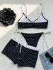 Set Bikini Două Piese cu Imprimeu Buline și Pantaloncini Set Trei Piese Elegant Modest