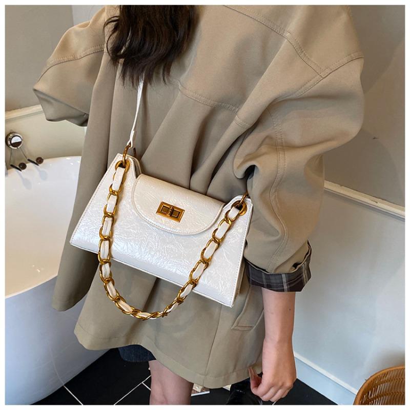

Women s bag fashion trend chain shoulder small square bag diamond high sense messenger bag commuter bag білий