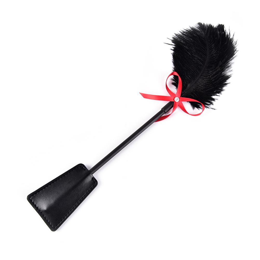 1PC PU Leather Sexy Whip For Lovers Couples Spanking Paddle Slap Clap Flap On Butt With Flirt Tickle Feather SM Sexy Game