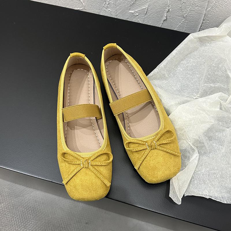 Fashion lightweight retro ballet style shallow mouth single shoes women's 2025 new spring and autumn skirt French Mary Jane shoes
