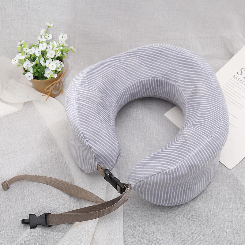 

Can store u-shaped aircraft travel pillow cervical spine pillow pinstripe memory cotton U-shaped pillow Approximately 25*25cm сірий колір