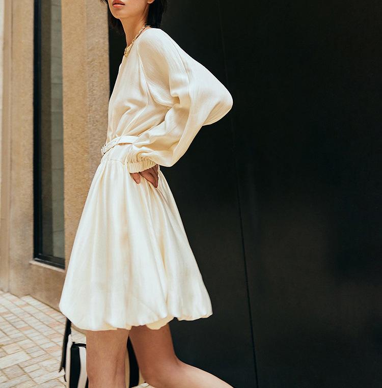 2026 Spring French Drape Puff Sleeve Belted Fluffy Skirt Dress for Women