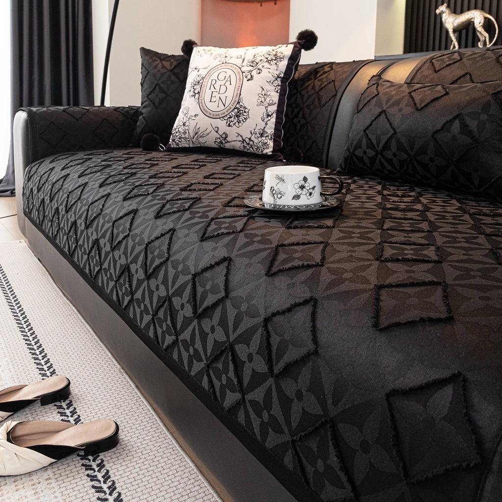 Light Luxury High-end Sofa Cover with Anti Slip Fixed Sofa Pad New Skin Friendly Touch All Season Universal Cover Cloth Towel