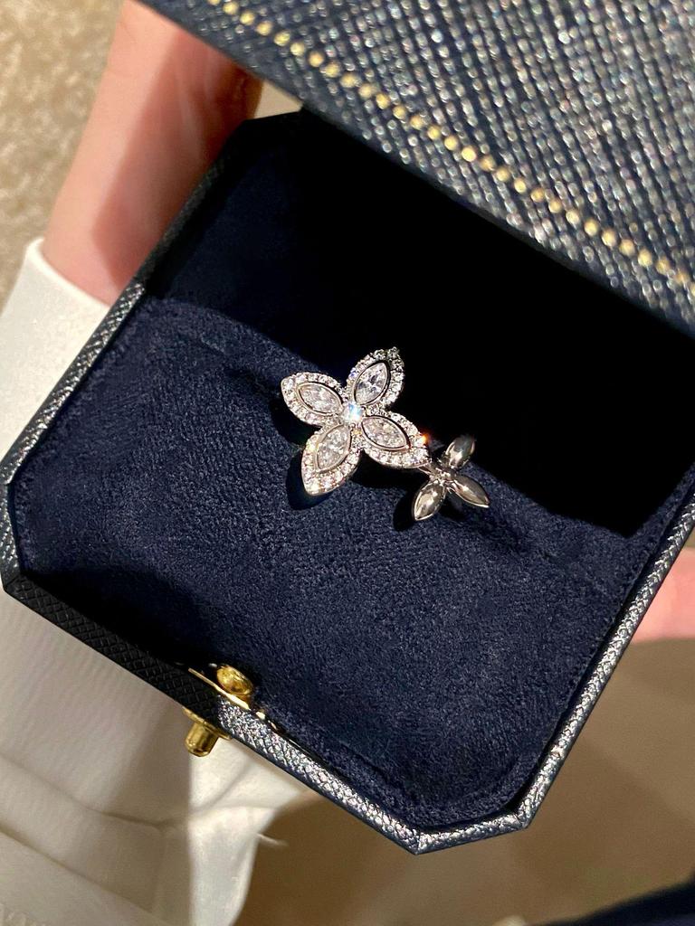 Zircon Lucky Clover Flower Open Ring - Elegant Court Style Exquisite Hand Jewelry