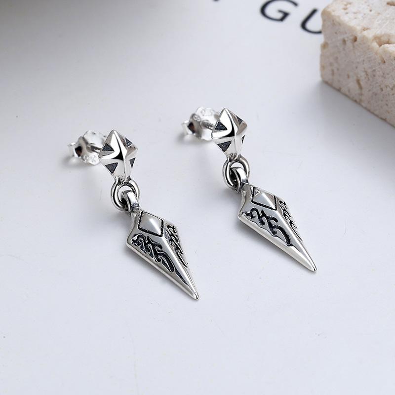 S925 Sterling Silver European and American Rhombus Exquisite Pattern Earrings Personalized Trend Rock Men's and Women's Earrings