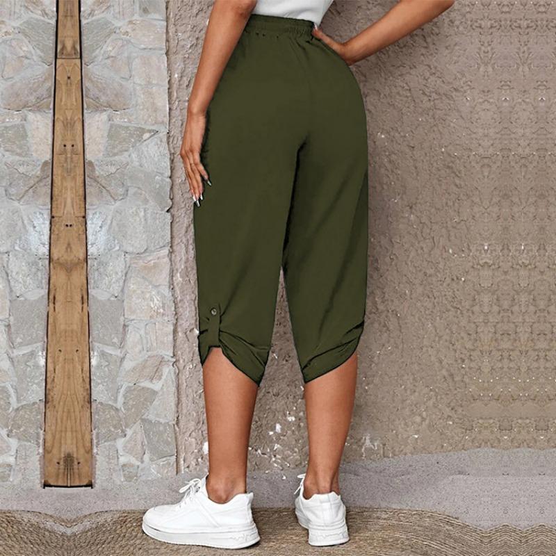 Women's Cropped Trousers with Pockets and Elastic Waist, Summer Buttons