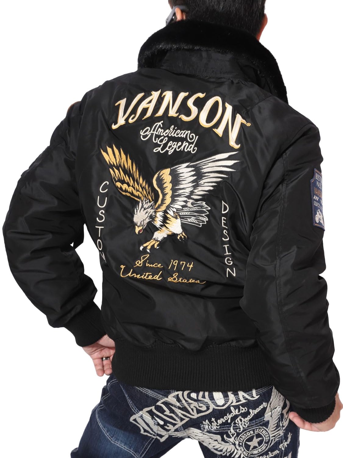 

Нейлонова куртка з вишивкою орла, нашивка, чорна, XXL [Vanson] B-15B NVJK-2404 чорний