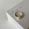 Cold And Smooth Metal Pearl Ring, Female Niche Design, Elegant Temperament, Fashionable And Exquisite, Versatile Ring Ring.
