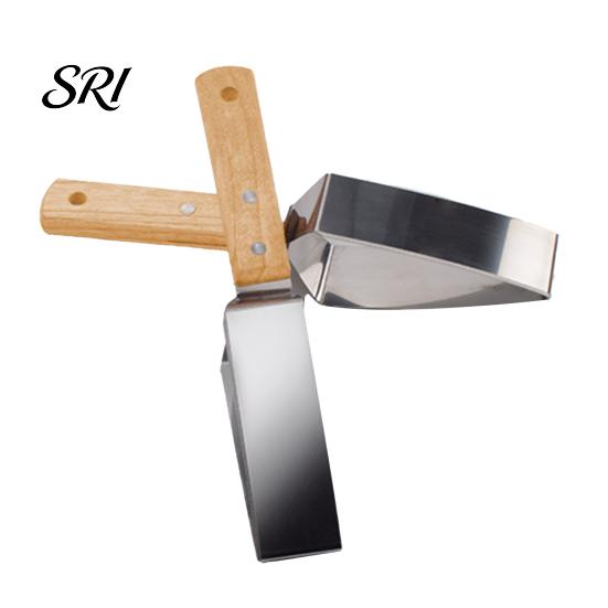 Push Pull Fruit Cutter Watermelon Stainless Steel Slicer with Ergonomic Handle Easy Cutting Tool Quick Melon Kitchen Gadget Durable Knife