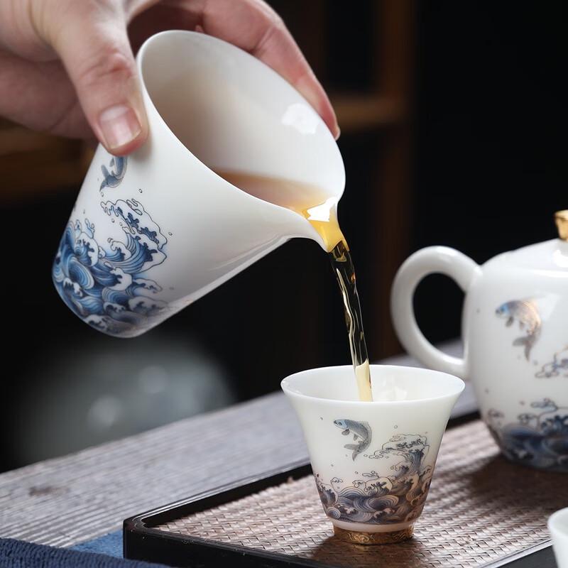 MULTIPOTENT White Porcelain Kung Fu Tea Set