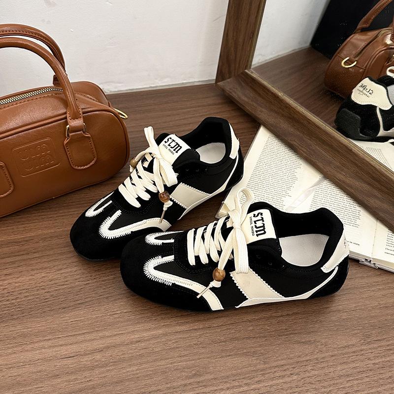 Inner height increase 6cm beaded niche not tired feet German training shoes women's autumn 2025 new versatile Forrest Gump shoes