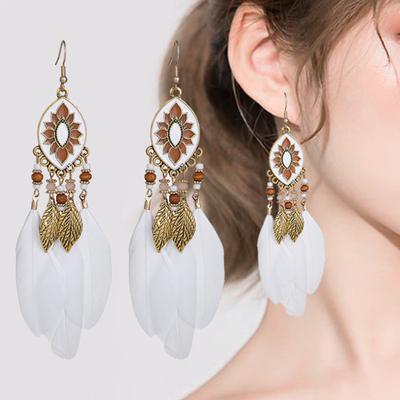 1 Çift Bayan Küpe Sentetik Tüy Bohemya Yaratıcı Püsküller Dangle Küpe