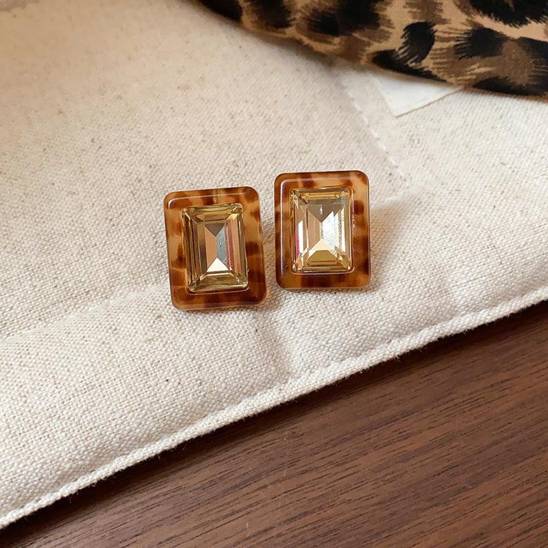 Geometric Leopard Print Heart Flower Stud Earrings - Retro & Versatile Luxury for Women