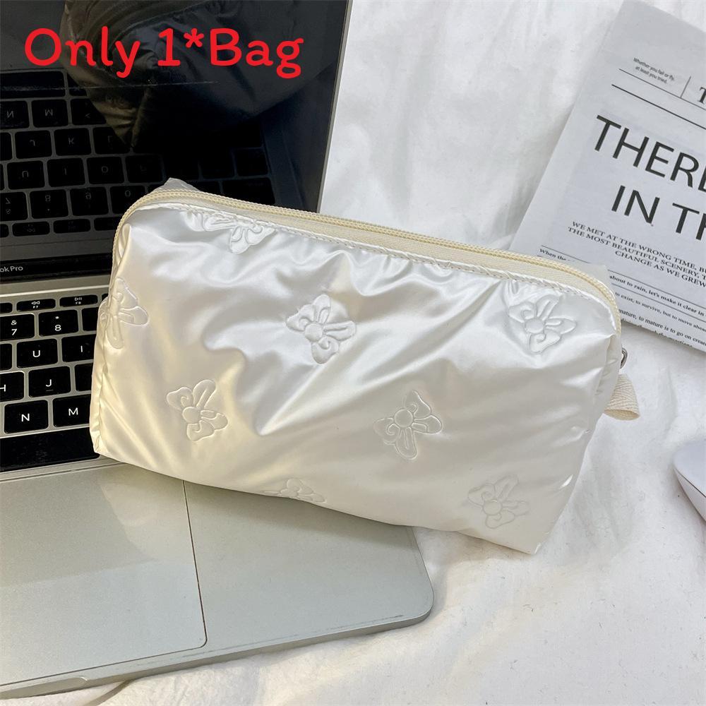 Trendy Heart Pattern Cosmetic Pouch With Butterfly Bow Design For Womens Travel Accessories