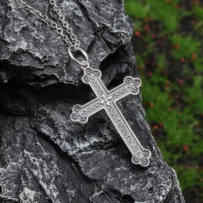 Gotische Runen Kreuz Pullover Kette Mode Retro Kreuz Karomuster Blume Halskette