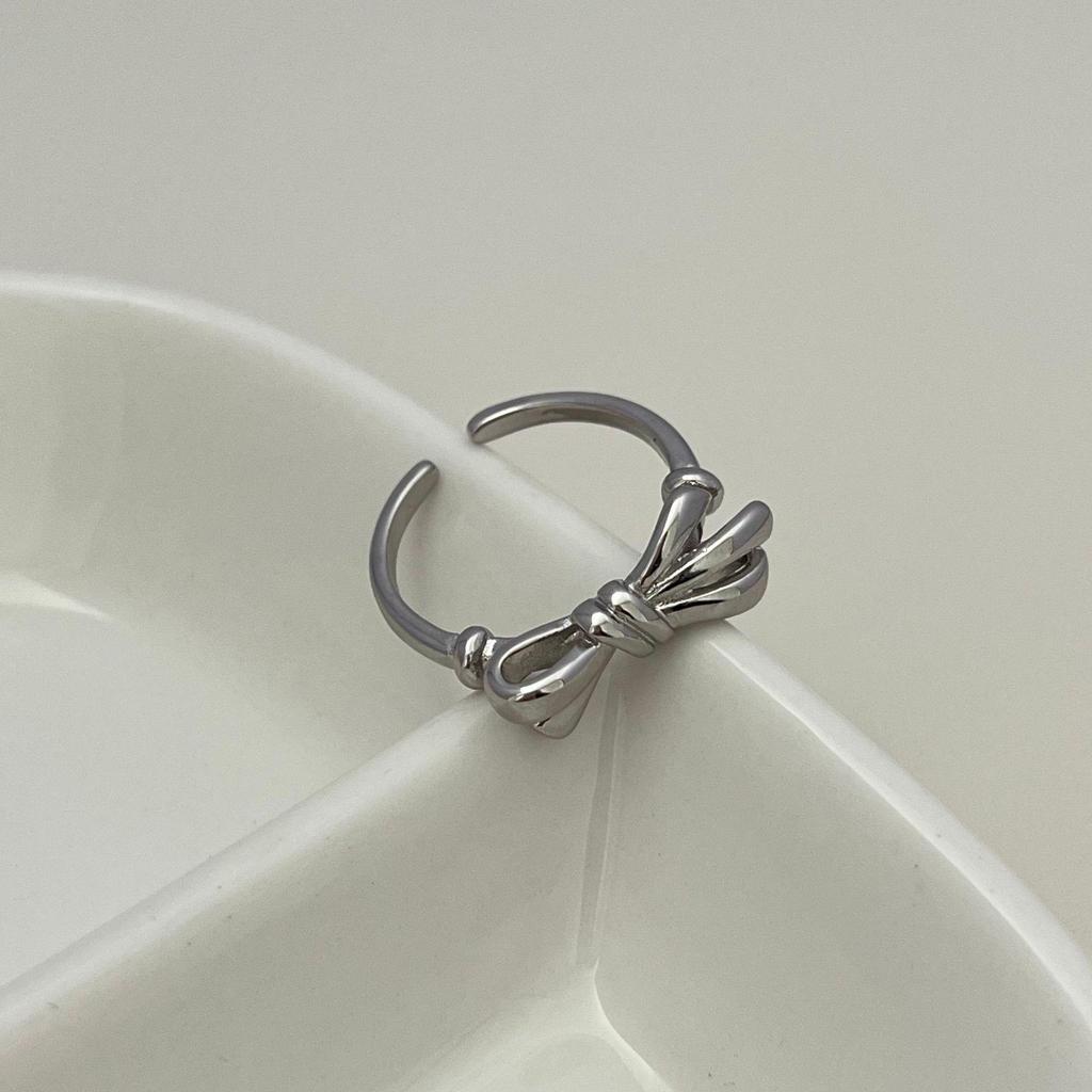 Korean-Style Silver Sweet Bow Ring for Women - Elegant, Slim, and Exquisite Design