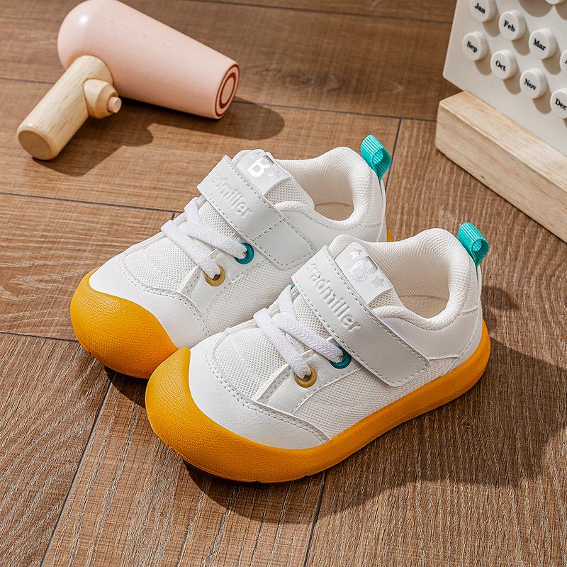 2026 Spring Kids' Breathable White Canvas Shoes - Soft Sole, Non-slip Indoor Sneakers for Boys & Girls