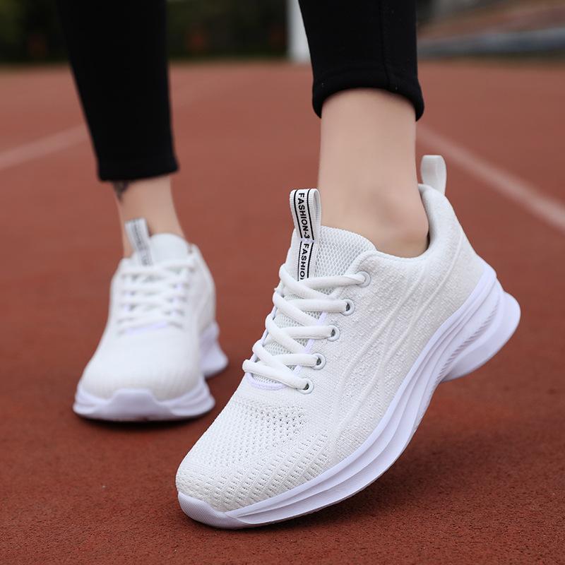 New shoes Spring and autumn sports shoes Breathable running shoes Mesh comfortable and light Casual students
