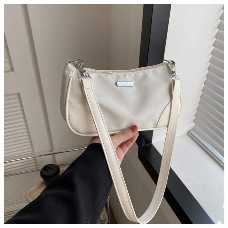 Stylish 2033 Winter Fashion Bag For Women Street Fashion Canvas Shoulder Bag