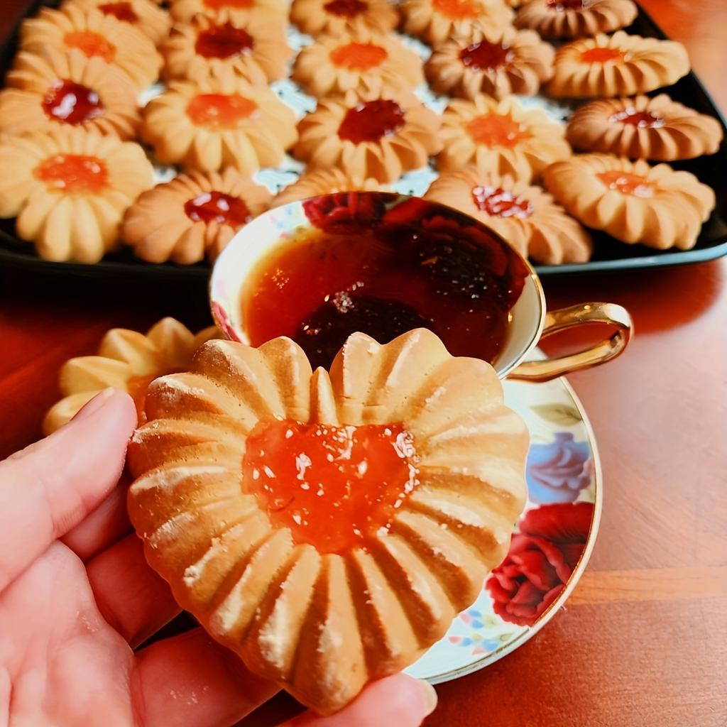 3D Wooden Cookie Cutter Moulds for DIY Baking with Heart & Flower Patterns for Baking Fondant Cake Biscuit Holiday Bakers