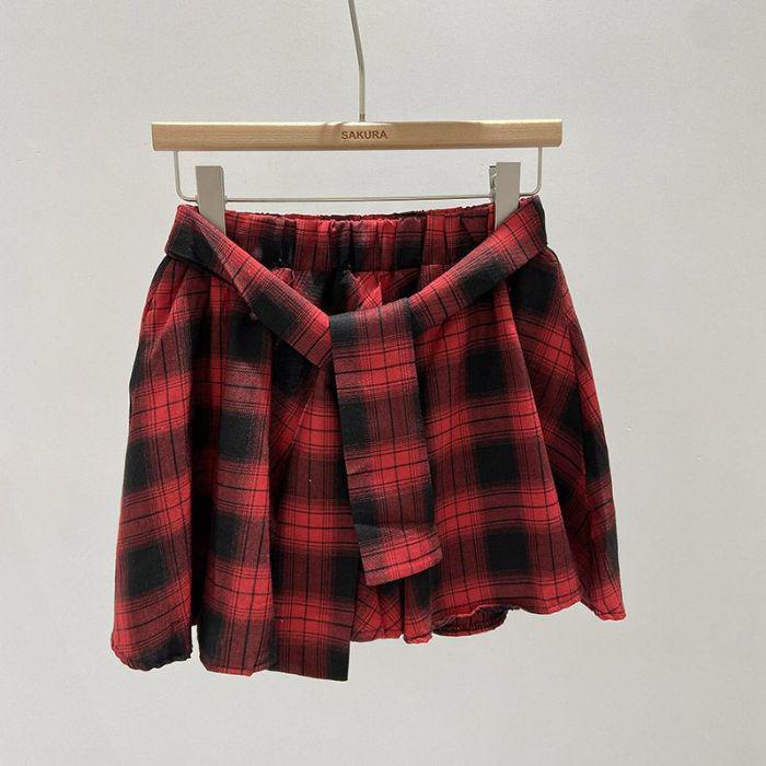Irregular Vintage Plaid A-line Short Skirt - Women's Summer Slimming, Anti-Exposure Pleated Design