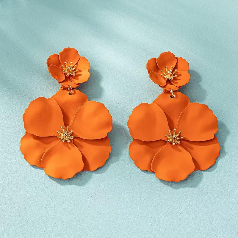 Women Fuchsia Flower Drop Earrings Holiday Bridal Earrings Gold Plating White Fuchsia Spray Big Flower Dangle Earrings