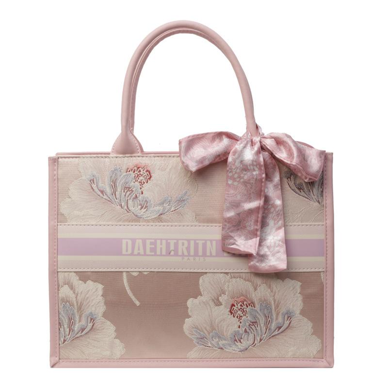 

Large capacity bag women s 2025 new high-end foreign style underarm shoulder bag casual tote bag commuter handbag Small