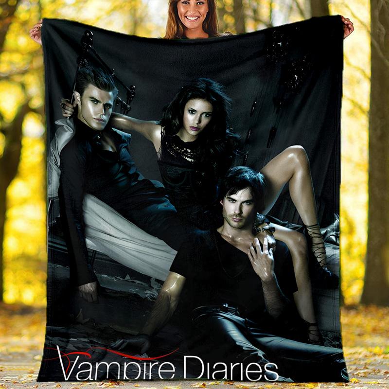 1 Stück The Vampire Diaries 4 Thema Weiche Flanell-Kuscheldecke - Digitaldruck, Polyester, Gemütlich für alle Jahreszeiten, Perfekt für draußen und Reisen