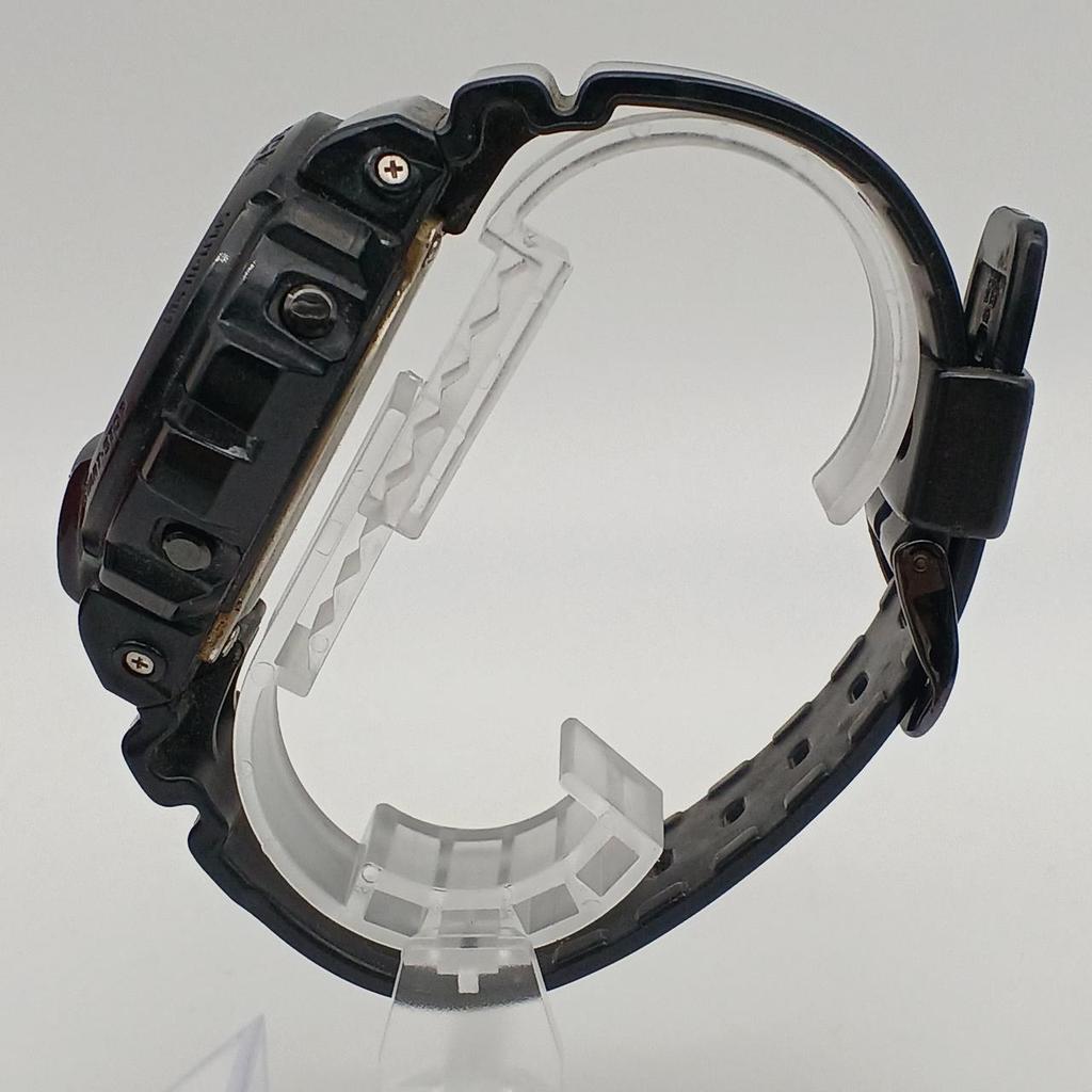 Used CASIO DW-6900LA G-SHOCK