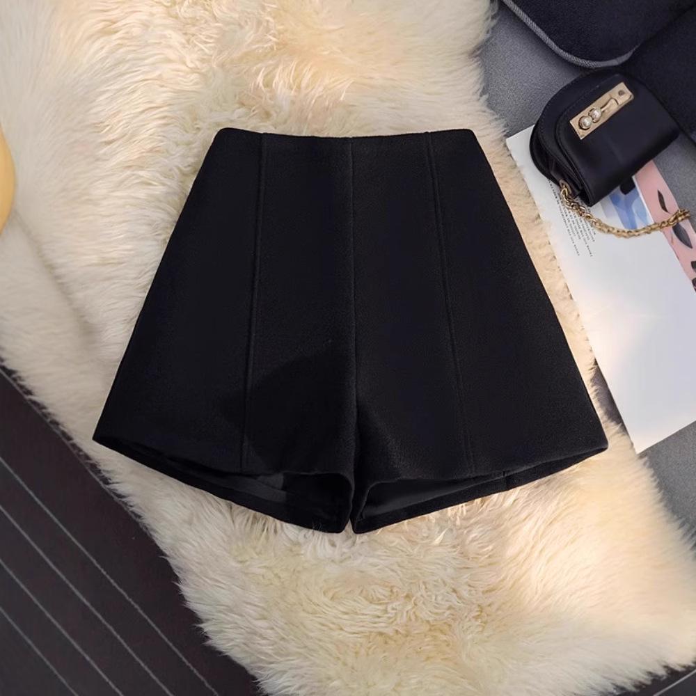 Women's Grey Wool Wide-Leg High-Waisted Shorts, 2025 Autumn/Winter, Plus Size, Casual Loose Fit.