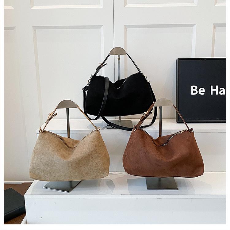 1 Stück Damen High-End-Gefühl Große Kapazität Tasche Damen Einfache Pendler Schulter Handtasche Herbst und Winter Mode Vielseitige Damen Tasche