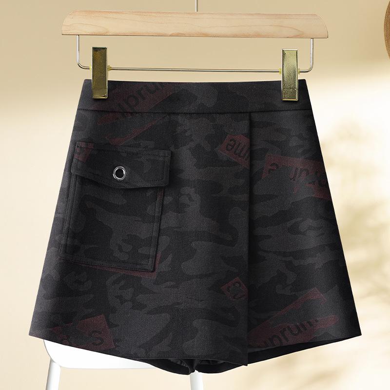 

Women s Camouflage Irregular Culottes Skirt - Spring/Autumn 2024 A-line Shorts 30