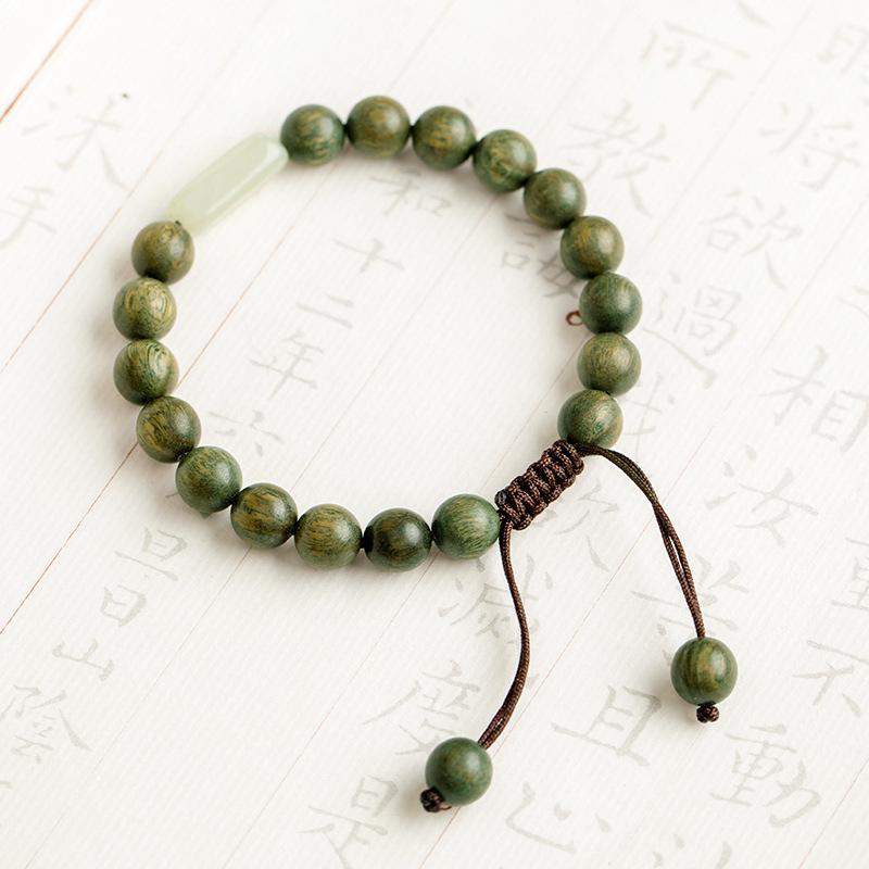 

Natural green sandalwood Buddhist bead bracelet, old material Hetian jade sandalwood bracelet, ethnic jewelry for men and women, Chinese style 8mm Braided style（Wrist