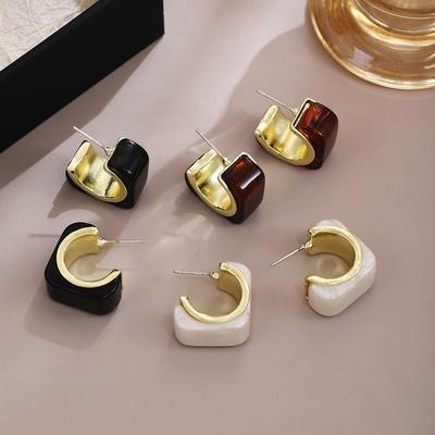 French Retro Square Simple Personalized Stud Earrings, Medieval Light Luxury High-End Vintage Fashion Earrings