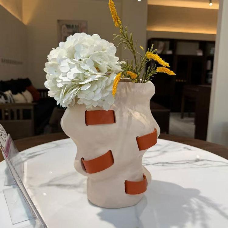 Moderne Vase Dekorative Blumenvase Elegante Schreibtischdekoration Ästhetische Tischdekorationen Heimdekoration Innenraumzubehör