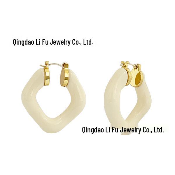 Lisa Style 2021 Trendy Geometric Round Earrings: Light Luxury Design