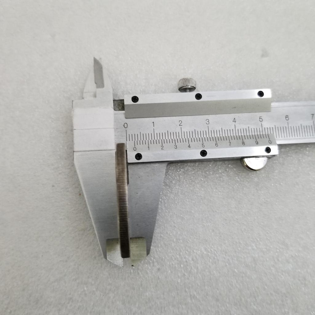 Antikes 1845er Messing-Handwerk versilbert: Alte Silberdollar-Sammlung