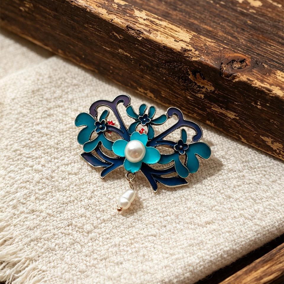 Imitation Blue Sapphire Flower Pattern Brooch with New Chinese Style Freshwater Pearl Tassels and Flower-shaped Brooch