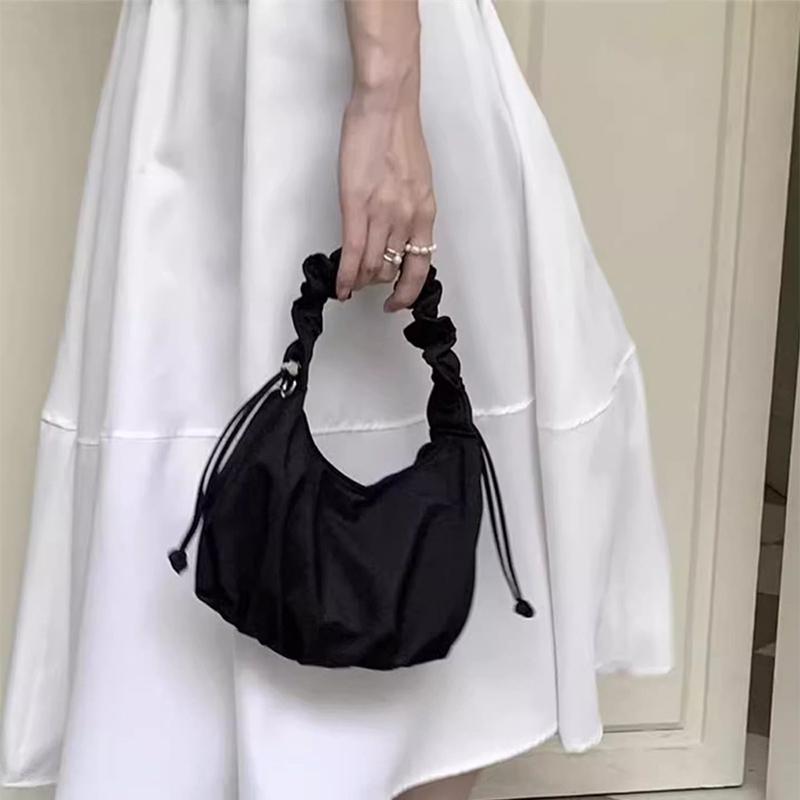 Fashi Elegant Cloud Bag Pure-color Versatile Messenger Bags Niche Design Drawstring Pleated Bag High-quality Nyl Casual Bags