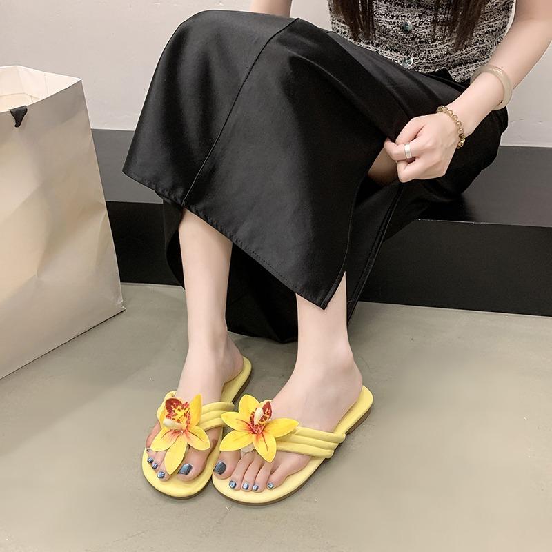 Flat Bottom Phalaenopsis Flip Flops Summer New Round Head Clip Toes Soft Bottom Non-Slip Low Heel Beach Cool Mopping
