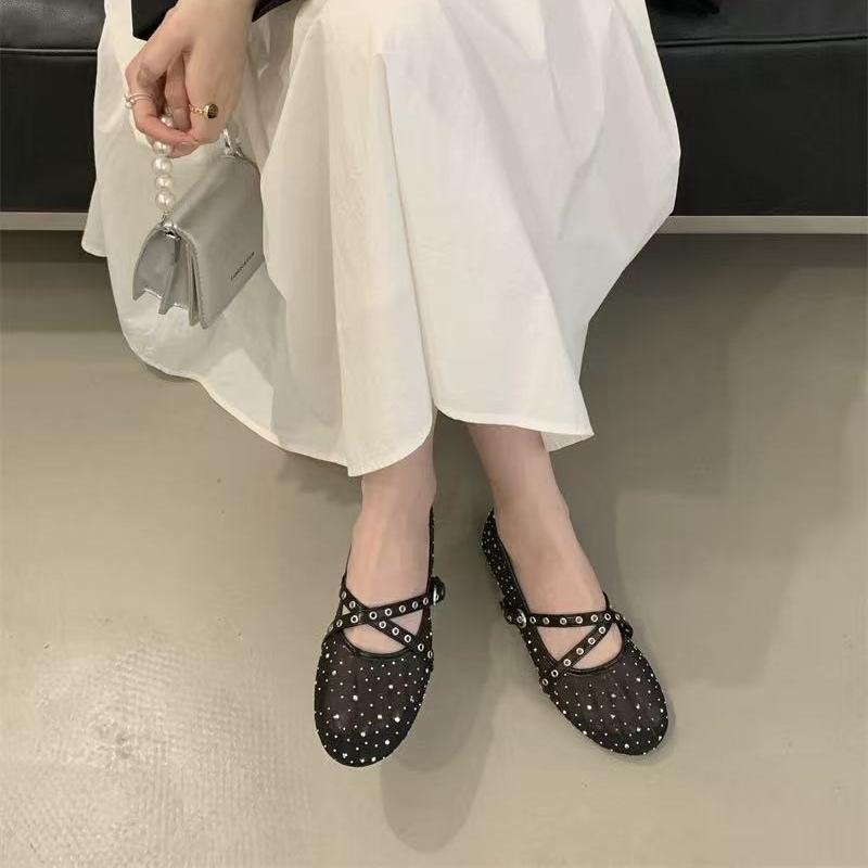 

Модная женская обувь с мелким подъемом, с круглым носком, женские балетки Мэри Джейн, весенне-летняя, блестящая, модная, на крестовой шнуровке, женские балетки с обувью 35 чёрный