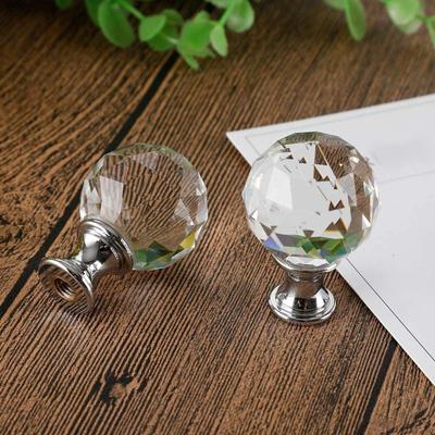 Elegantes Glas-Lampenende für Arbeitszimmer- und Schlafzimmerbeleuchtung