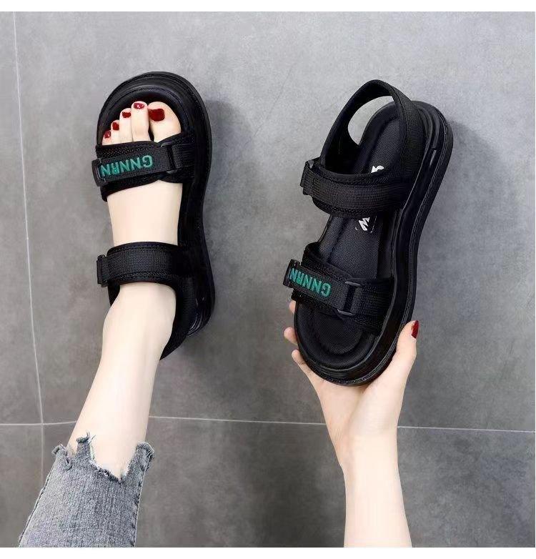 Sandały sportowe letnie nowe na grubej podeszwie na rzepy płaskie z miękką podeszwą buty plażowe