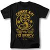 Koszulka z serialu Cobra Kai Uderz pierwszy, uderz mocno, bez litości Vintage Graficzna Koszulka Czarna Żółty Nadruk Letnia Koszulka dla Mężczyzn Kobiet