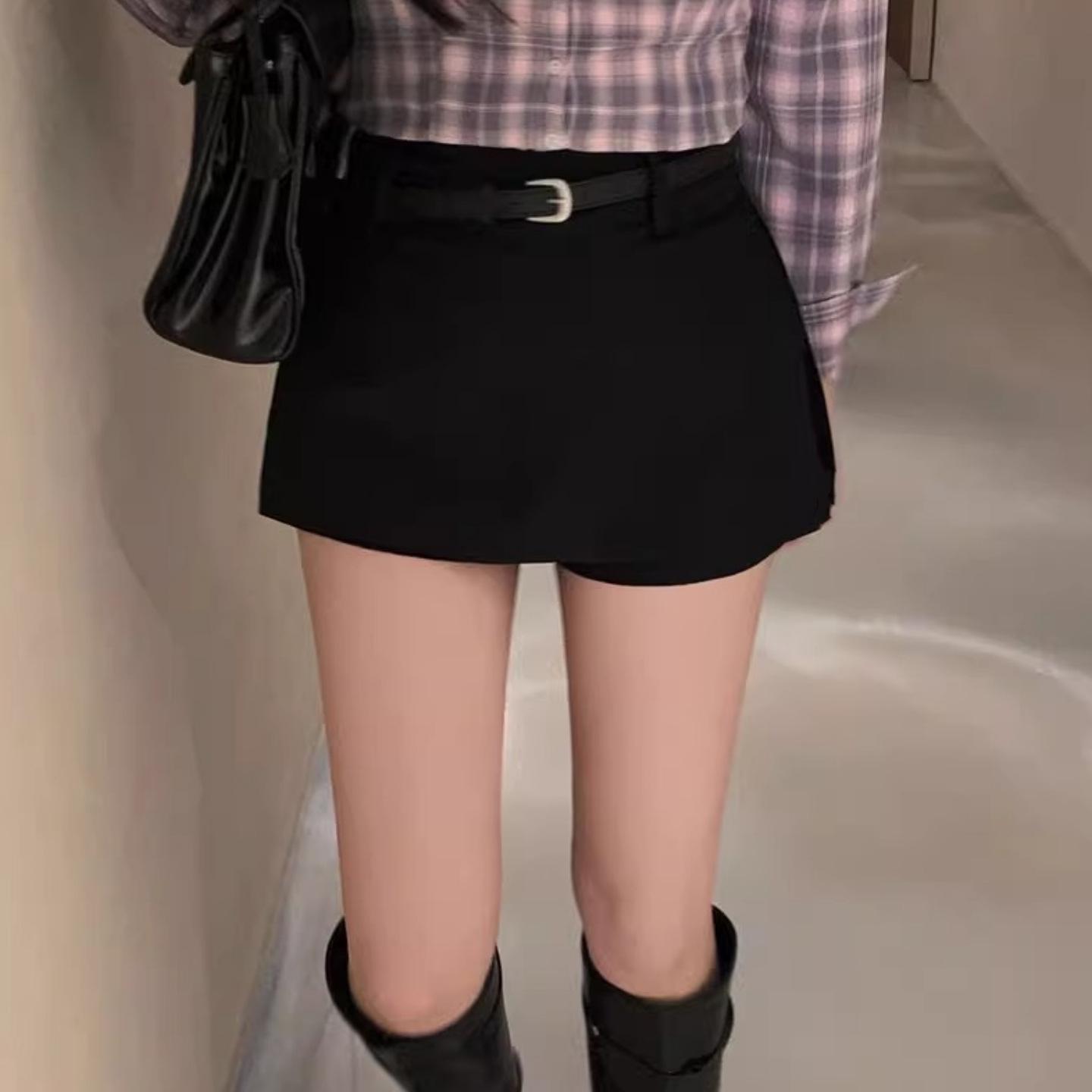 

Women s Plus Size Black A-line Mini Skirt with Belt - High Waist, Slimming, Korean Style, Autumn Fashion 3XL чорний